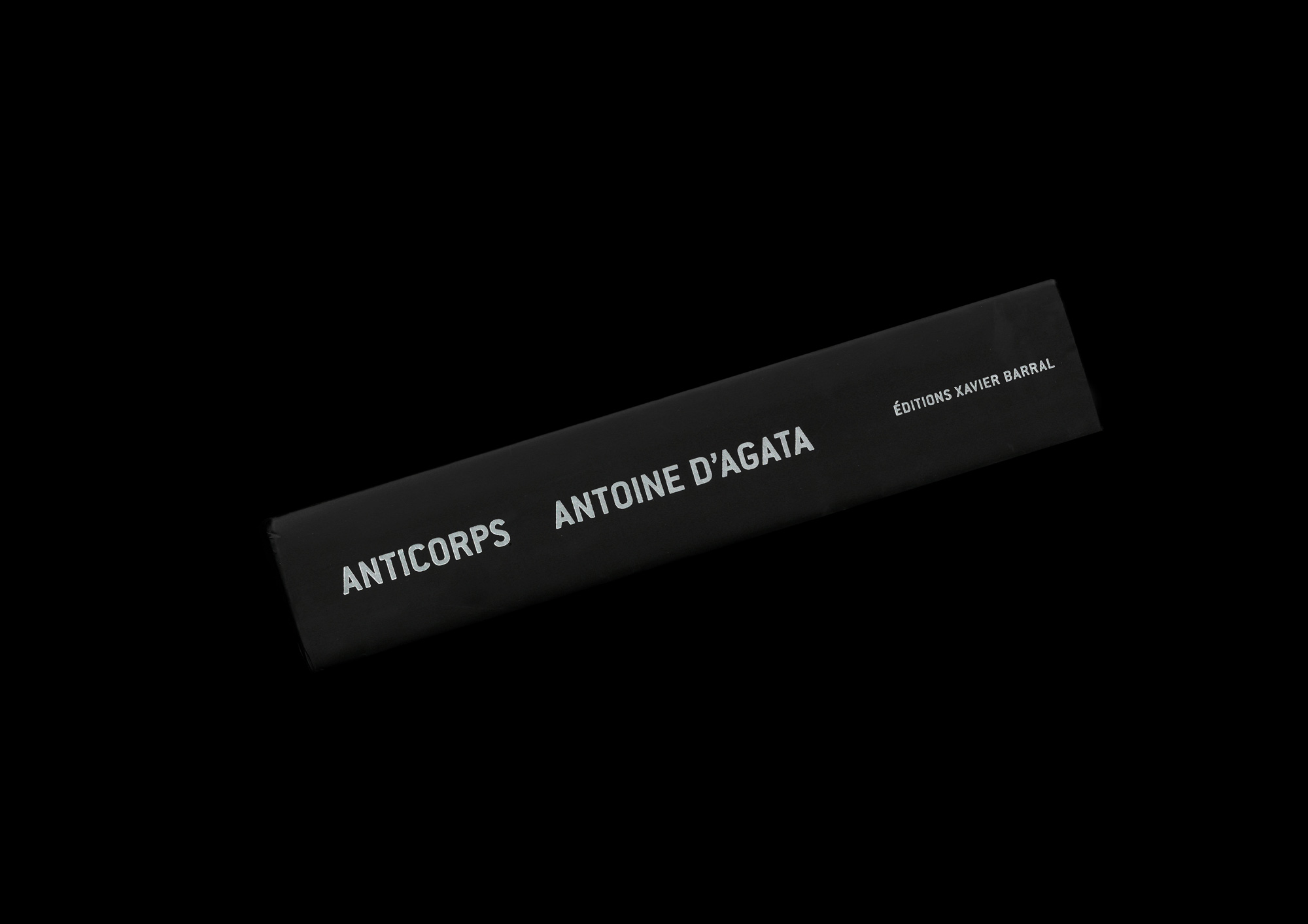 新品 絶版初版 ANTICORPS ANTONIE D´AGATA-